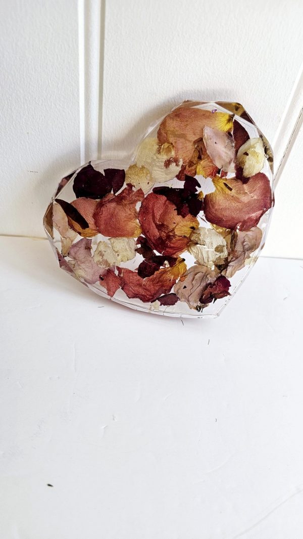Personalised Flower Heart Ornament with Option To Hang - Image 3