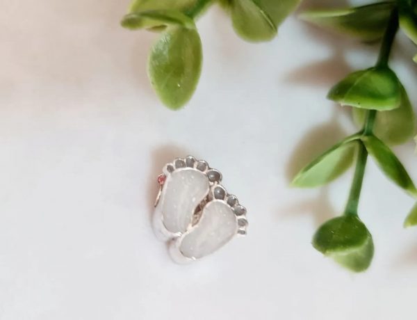 Custom Baby Feet Breastmilk Bracelet Charm – Personalised Keepsake Charm