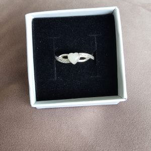 Criss Cross Heart Breastmilk Ring – Sterling Silver Keepsake with Preserved Breastmilk
