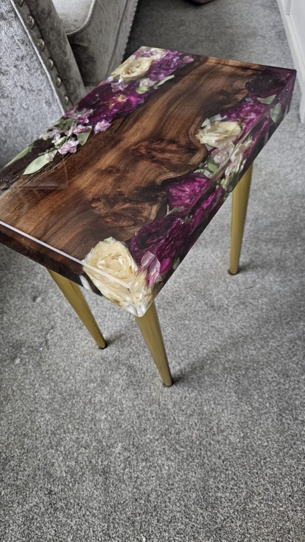 Resin Bouquet Keepsake Table – Custom Flower-Preserved Side Table - Image 11
